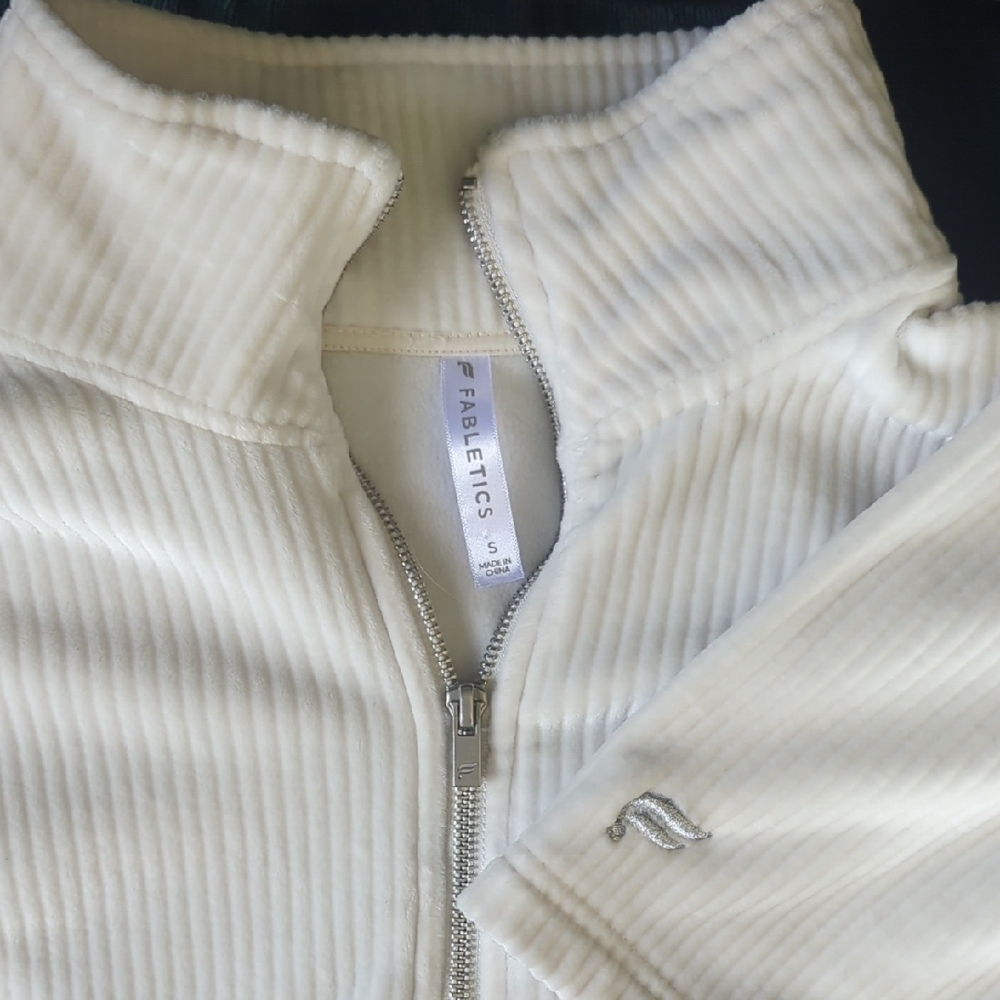 Fabletics White Ribbed Half-Zip Cropped Pullover